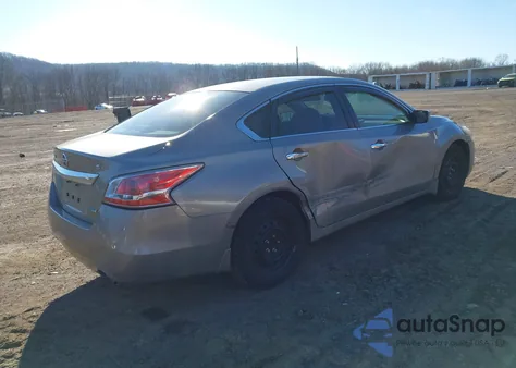 2013 Nissan Altima 2.5 S from USA, damaged, VIN 1N4AL3AP3DN543026